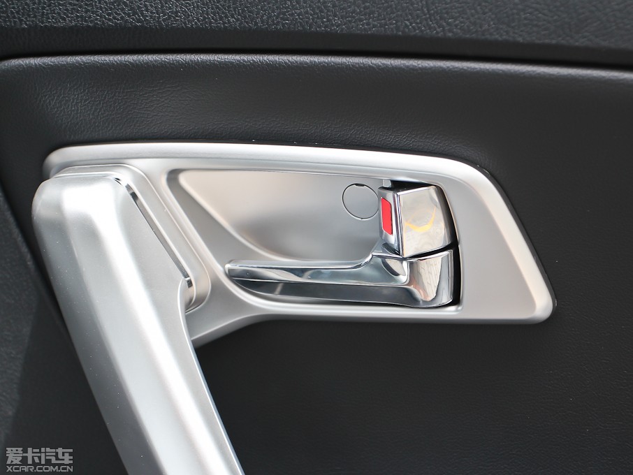 2013��vX80 2.0L �ԄӺ��A��