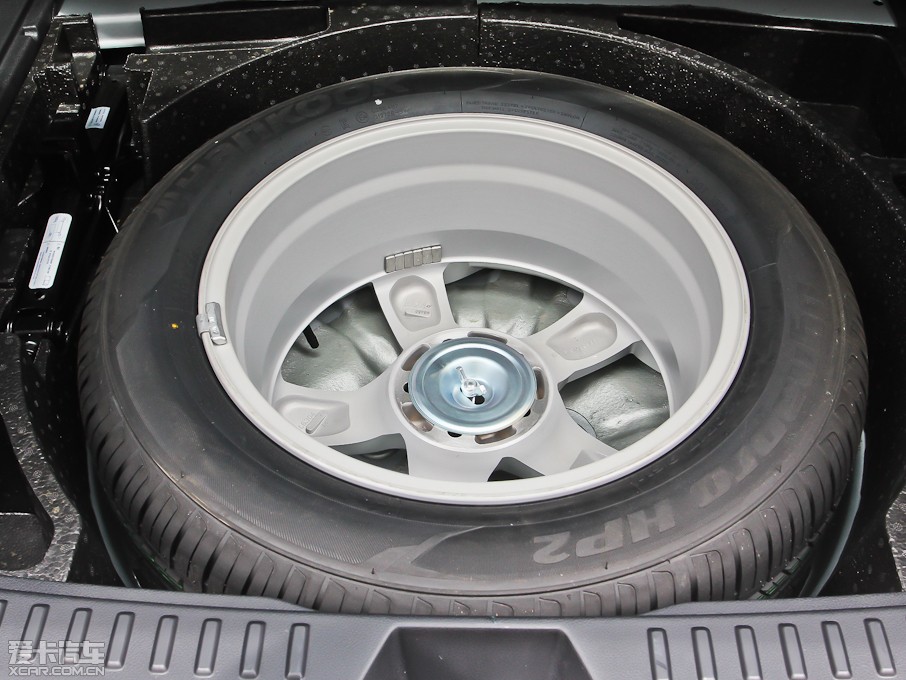 2013��vX80 2.0L �ԄӺ��A��