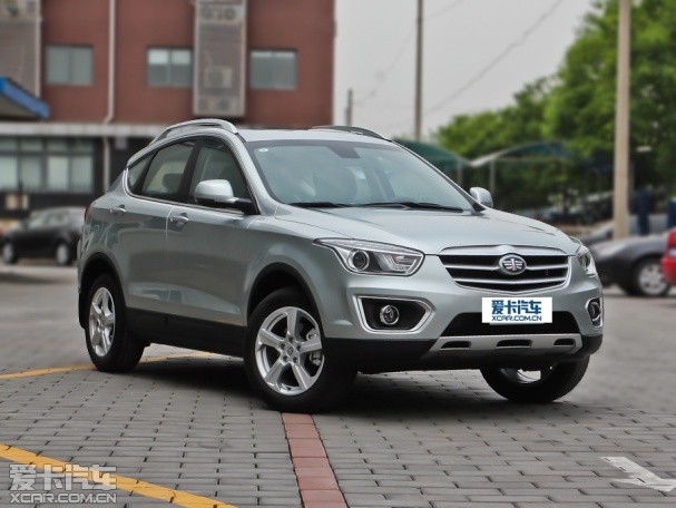 奔騰2013款奔騰X80