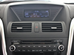 2013款2.0L 自动舒适型 空调出风口