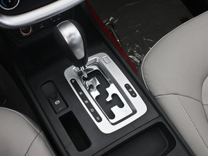 2013款2.0L 自动舒适型 换挡杆