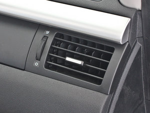 2013款2.0L 自动舒适型 中控区