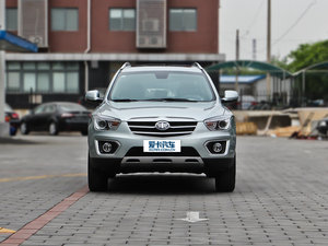 2013款2.0L 手动豪华型 正前