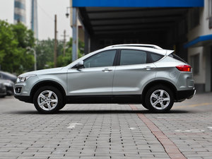 2013款2.0L 手动豪华型 正侧（左）