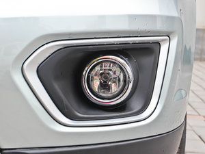 2013款2.0L 自动豪华型 前雾灯
