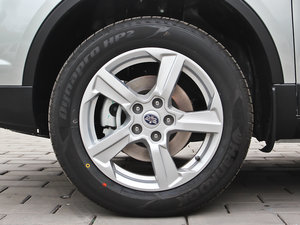 2013款2.0L 自动豪华型 轮圈
