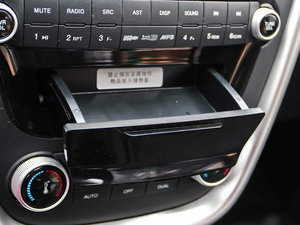 2013款2.0L 自动豪华型 空间座椅