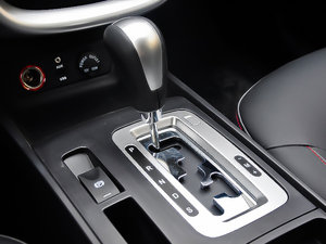 2013款2.0L 自动豪华型 换挡杆