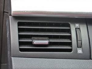 2013款2.0L 自动豪华型 中控区