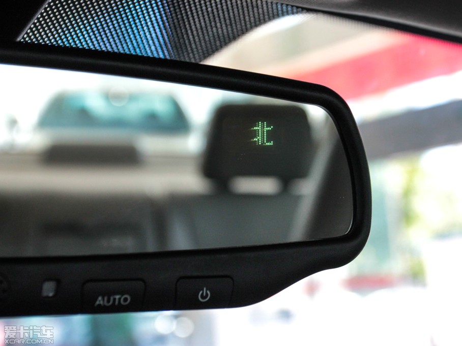 2013��vB50 1.8L �Ԅ����F��