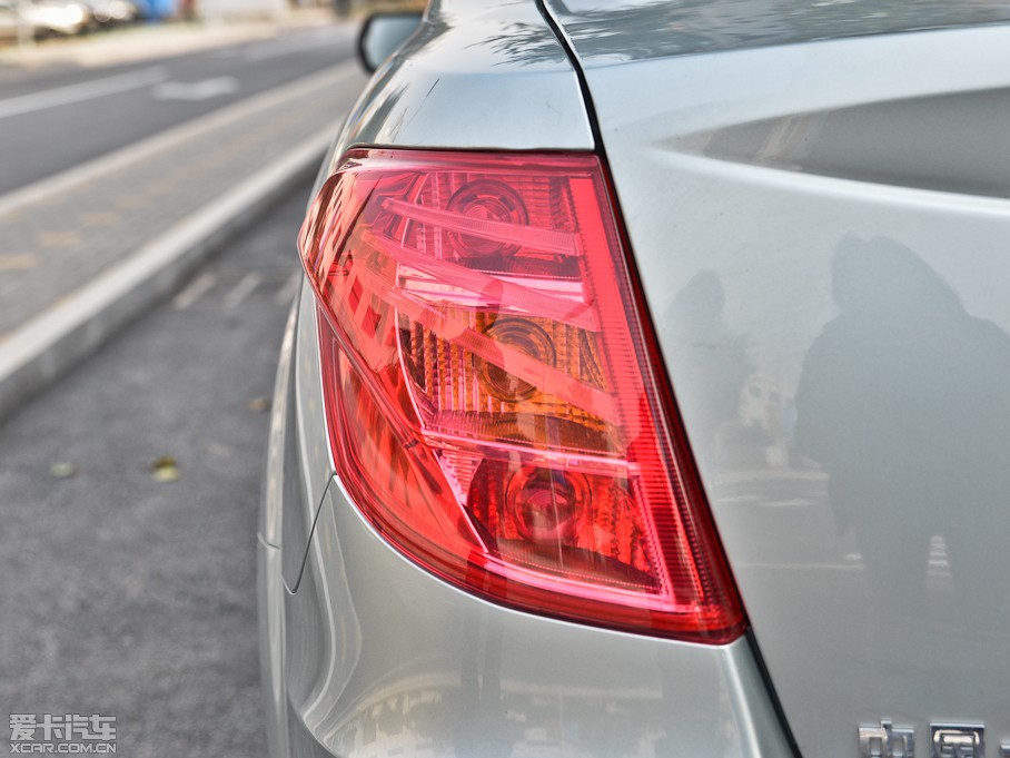 2013vB50 1.8L Ԅ(dng)F