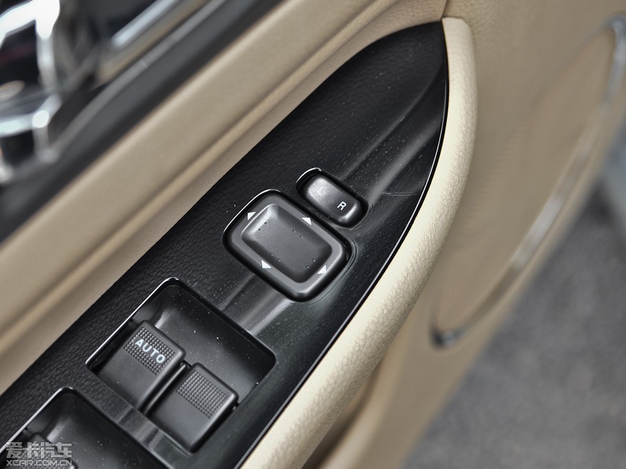 2013vB50 1.8L Ԅ(dng)F