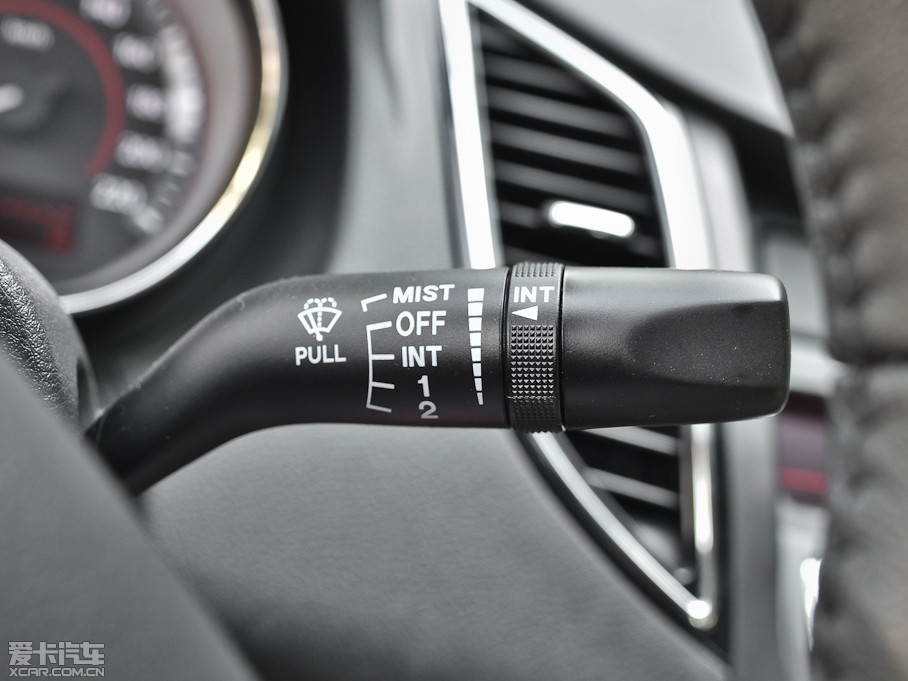 2013vB50 1.8L Ԅ(dng)F