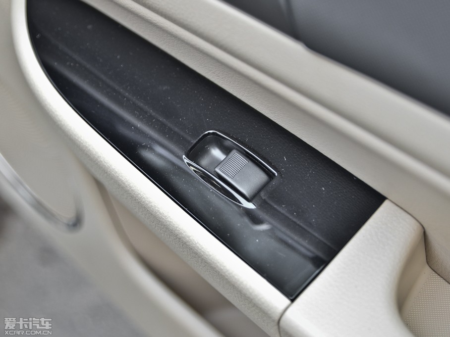 2013vB50 1.8L ԄF