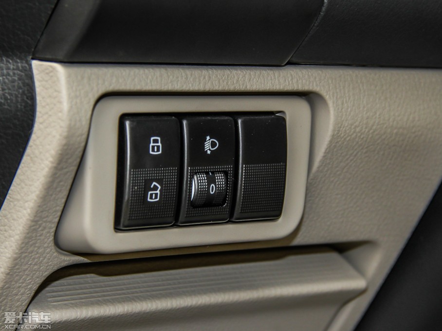 2013vB50 1.6L ԄӺA