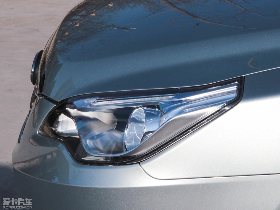 2013vB50 1.8L Ԅm