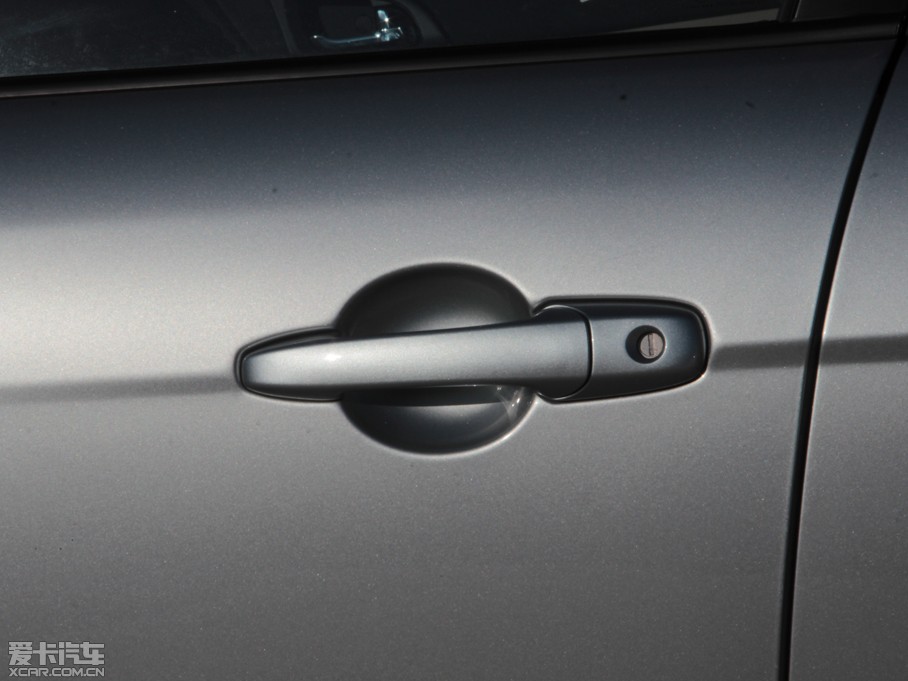 2013vB50 1.8L Ԅm