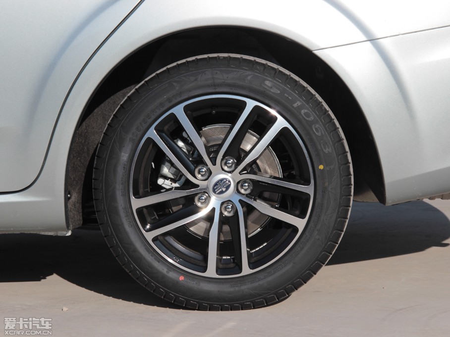 2013vB50 1.8L Ԅm