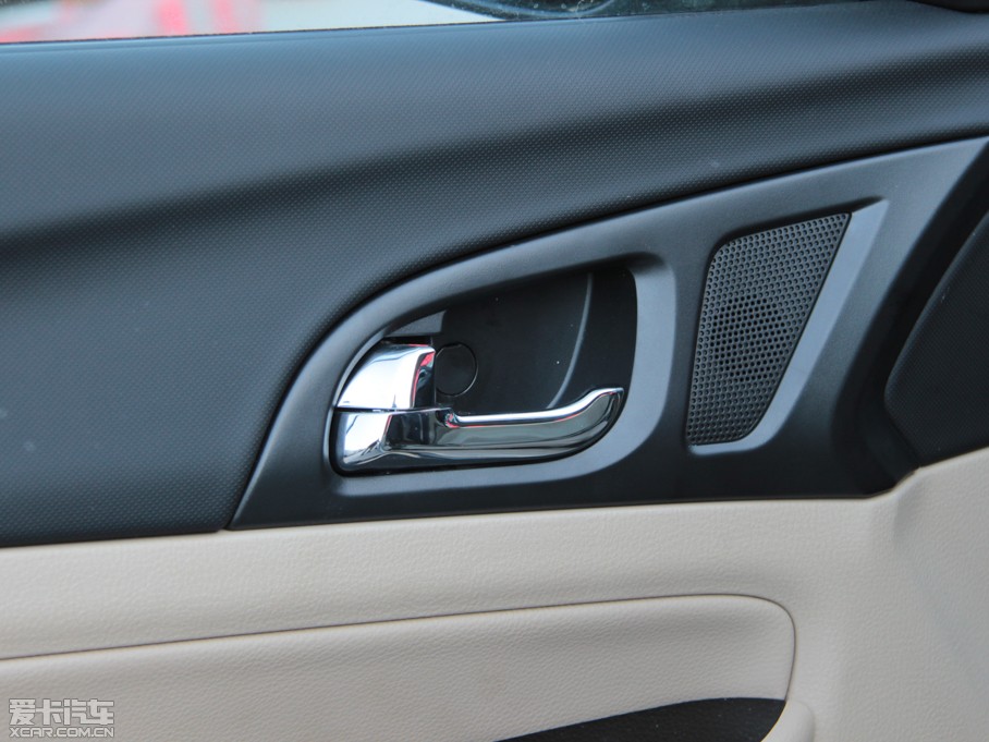 2013vB50 1.8L Ԅm