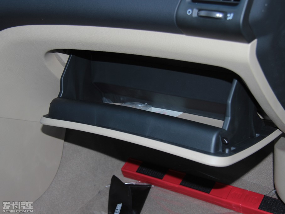 2013vB50 1.8L Ԅm