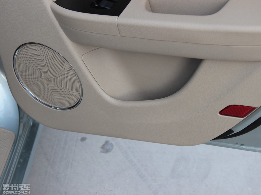 2013vB50 1.8L Ԅm