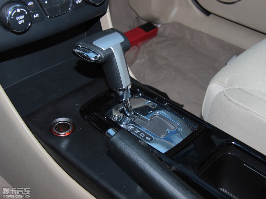 2013vB50 1.8L Ԅm