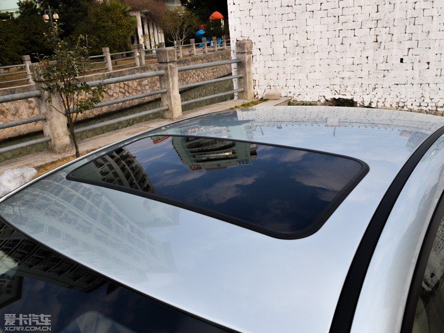 2013��vB50 1.6L �քӺ��A��