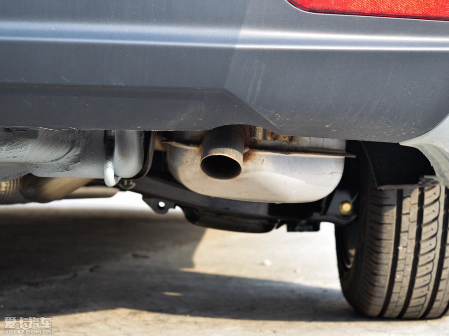 2013��vB50 1.6L �քӺ��A��