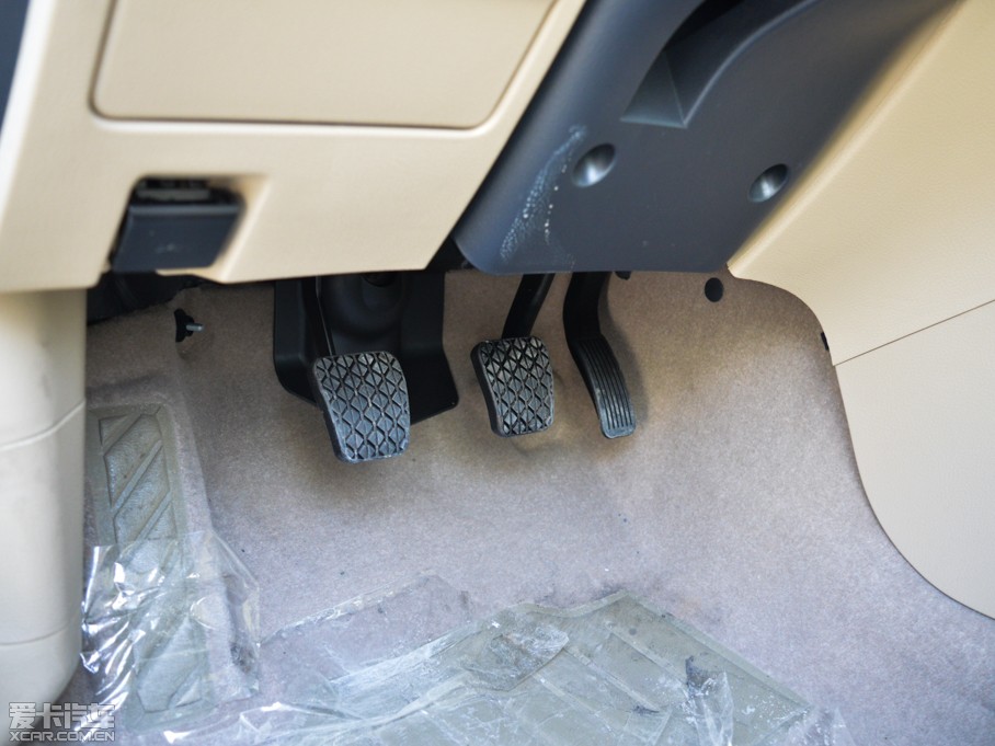 2013��vB50 1.6L �քӺ��A��