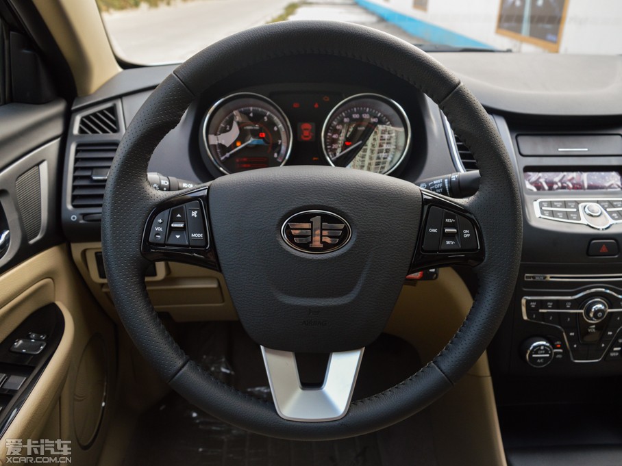 2013��vB50 1.6L �քӺ��A��