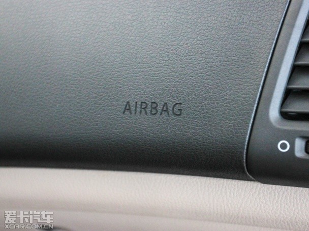 奔騰2013款奔騰B50