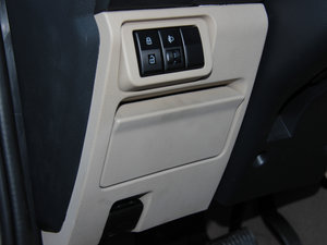 20131.8L Ԅ(dng)m п؅^(q)