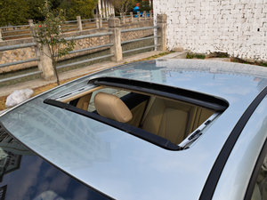 2013款1.6L 手动豪华型 细节外观