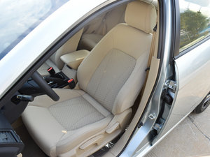 2013款1.6L 手动豪华型 主驾驶座椅
