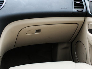 2013款1.6L 手动舒适型 空间座椅