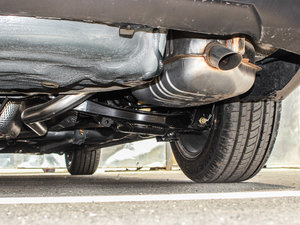 2013款1.6L 手动尊贵型 细节外观
