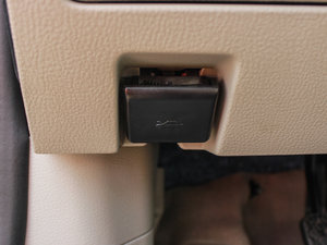 2013款1.6L 手动尊贵型 空间座椅