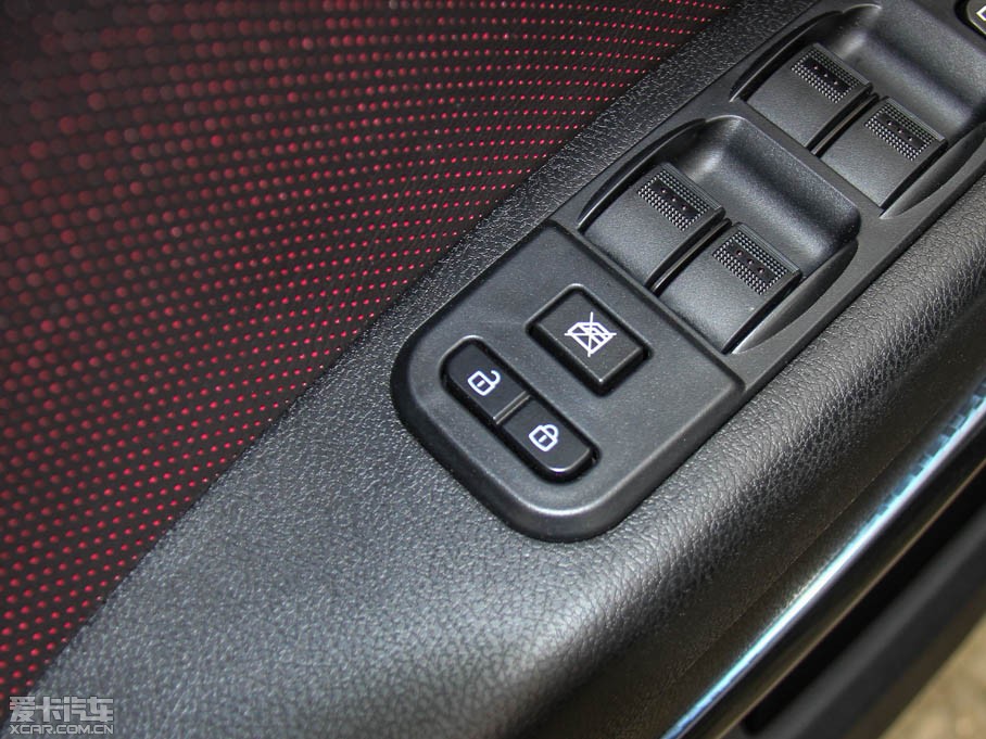 2015vX80 1.8T Ԅ\