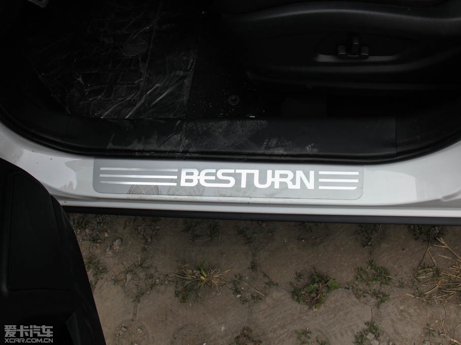 2015��vX80 1.8T �Ԅ��\����