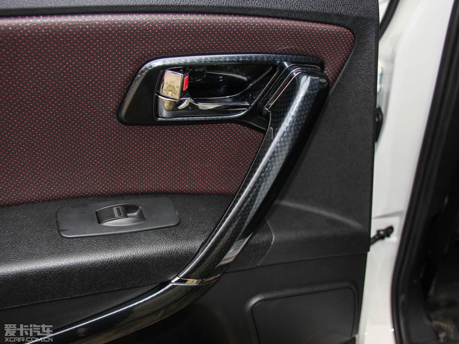 2015vX80 1.8T Ԅ\