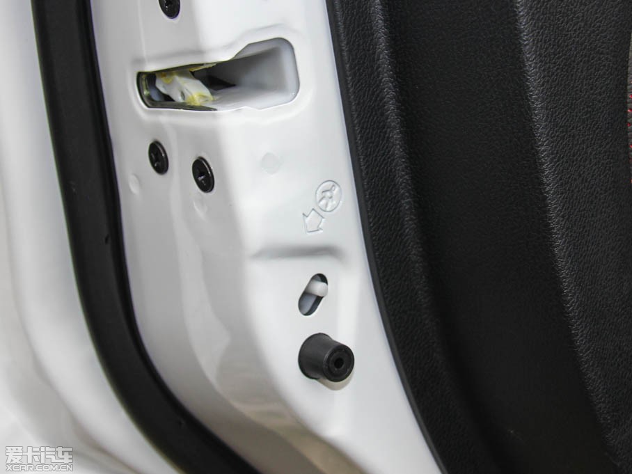 2015vX80 1.8T Ԅ\