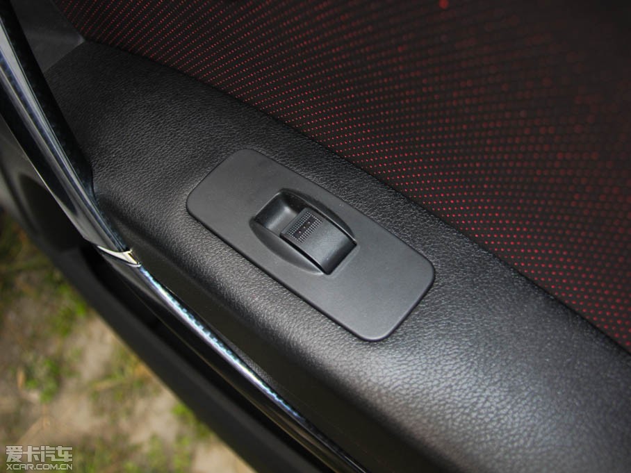 2015vX80 1.8T Ԅ\