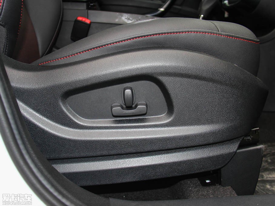 2015vX80 1.8T Ԅ\