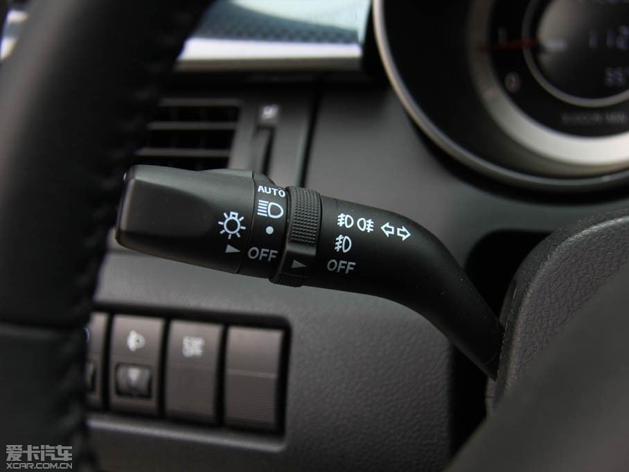 2015vX80 1.8T Ԅ\