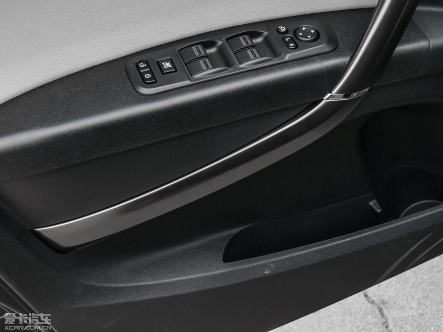 2015vX80 2.0L ԄӺA