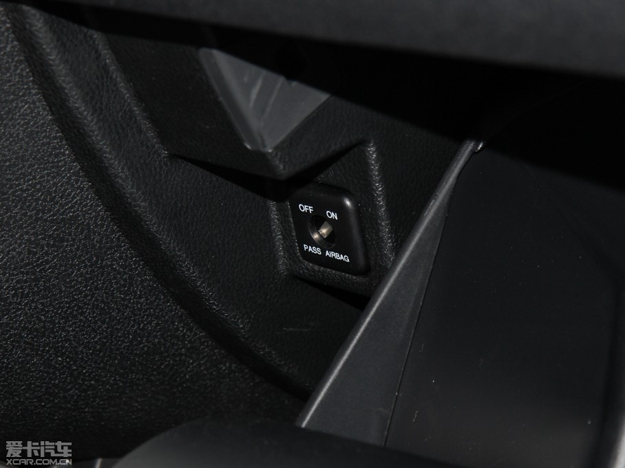 2015vX80 2.0L ԄӺA