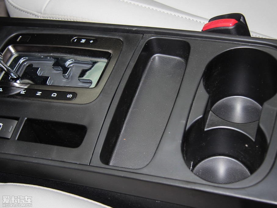 2015vX80 2.0L Ԅ(dng)A