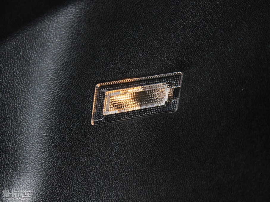 2015vX80 2.0L Ԅ(dng)A