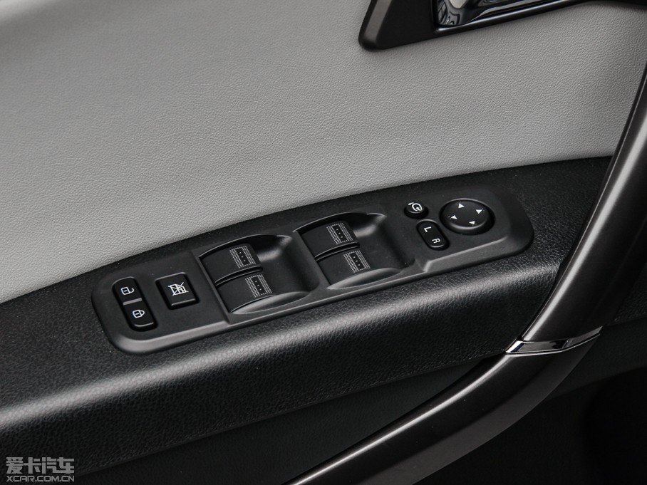 2015vX80 2.0L Ԅ(dng)A