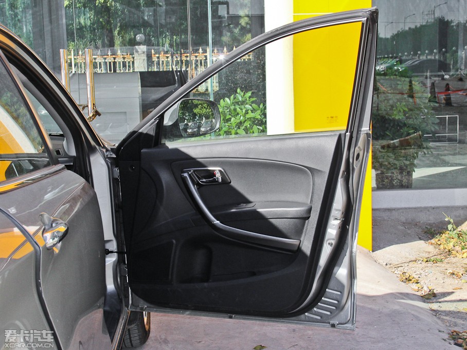 2015vX80 2.0L ԄӺA